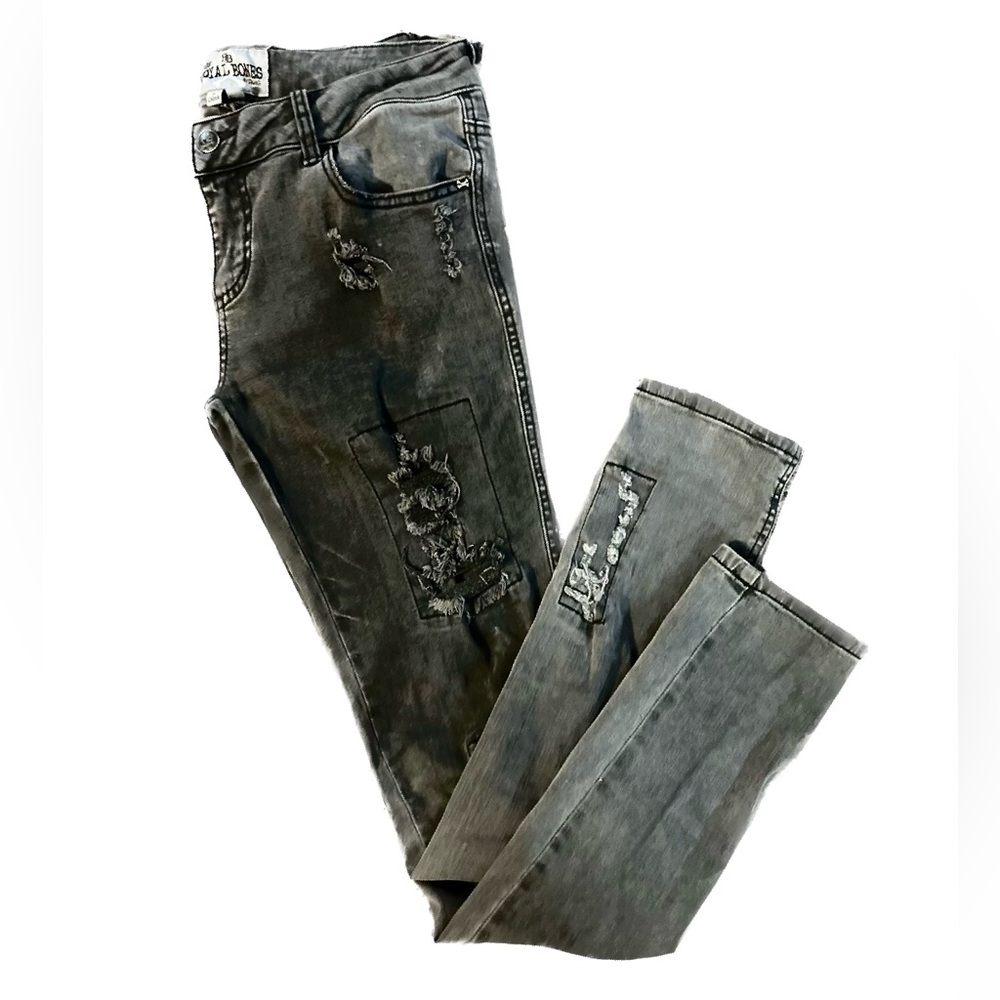 Royal Bones by Tripp Grey Distressed Mid-Rise Skinny Jeans - Size 7